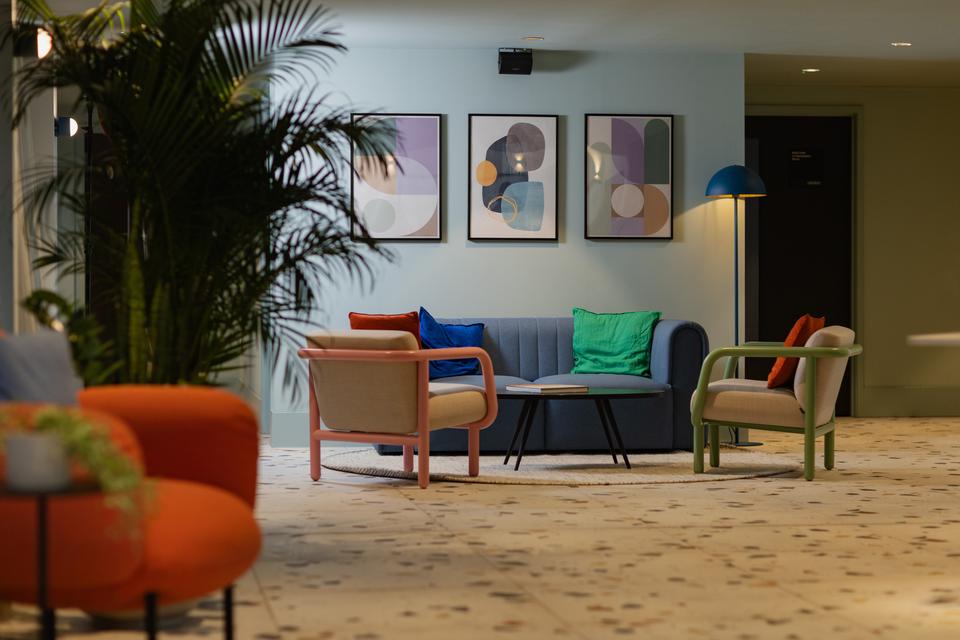 Lounge area