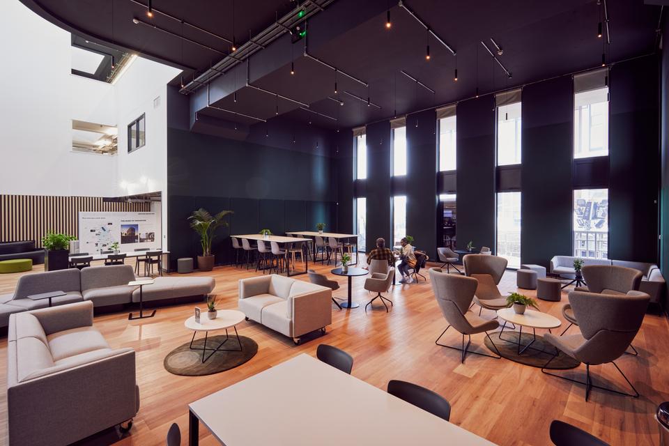Tech lounge at ICentrum, Innovations Birmingham Campus