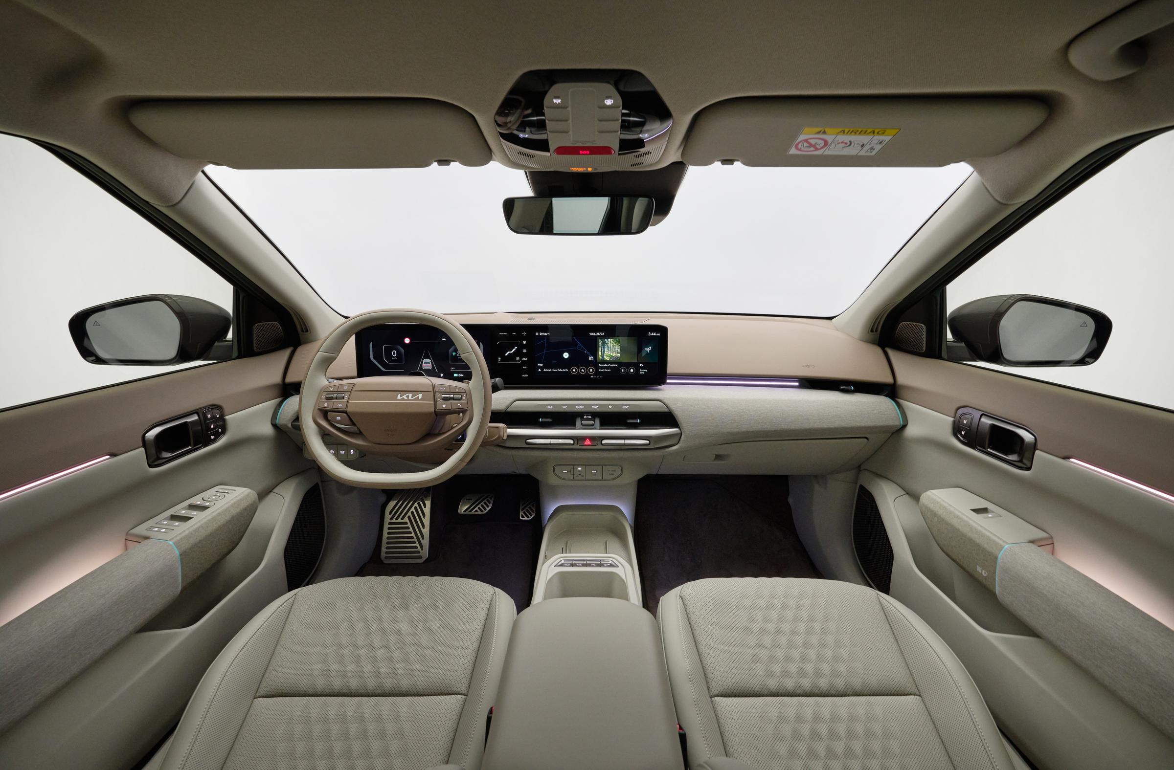 kia-ev4-hatchback-baseline-yuka-steel-grey-int-studio-static-highres-001