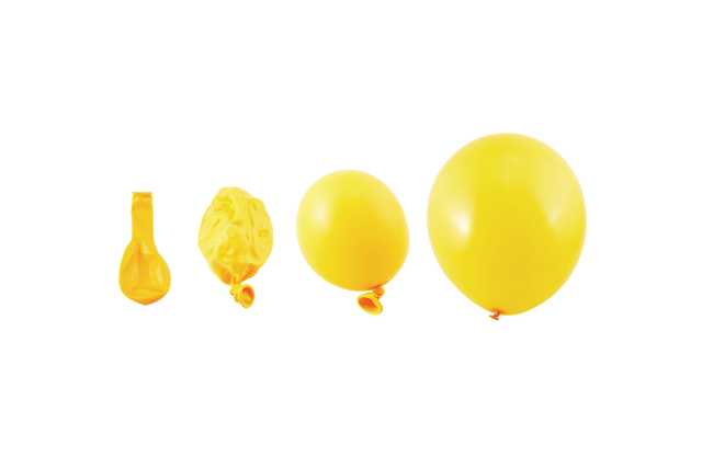 Gelbe Ballons in verschiedenen Stadien, die unterschiedliche Lungenzustände darstellen