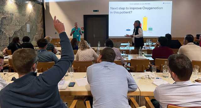 Interactive educational workshop with clinical experts