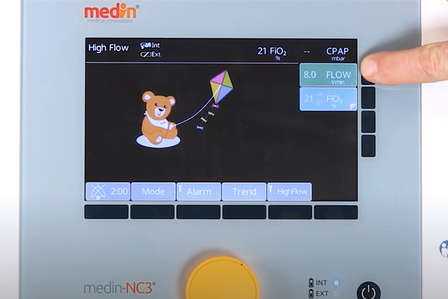 This video describes the high flow mode of our medin-NC3. medin-NC3 is the first turbine-driven CPAP device for non-invasive respiratory support for premature infants and newborns. The high-performance turbine makes the device independent of a fixed compressed air supply.
