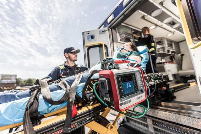 HAMILTON-T1_INV_Adult_Paramedic_Transport_03