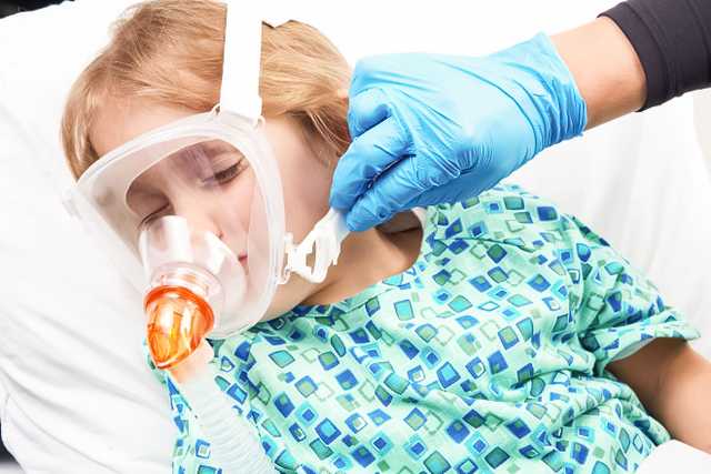 ANESTESIA Y VENTILACIÓN: Máscara CPAP Nasal con fijador de cabeza durable