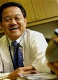 Dr Lam Leslie