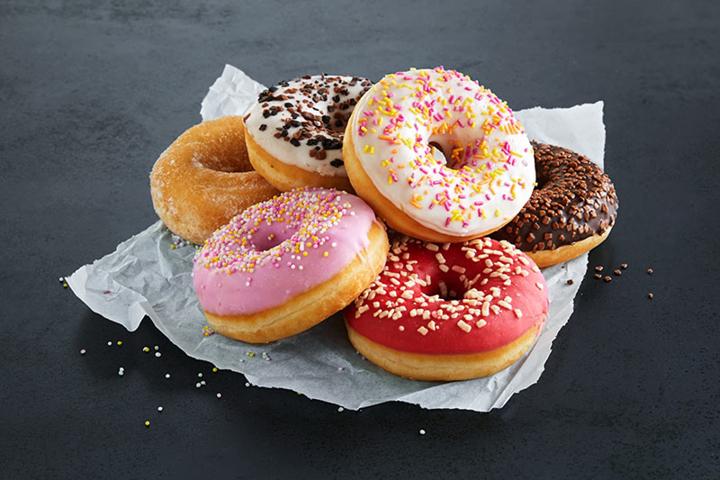 82-93_donuts_720x480