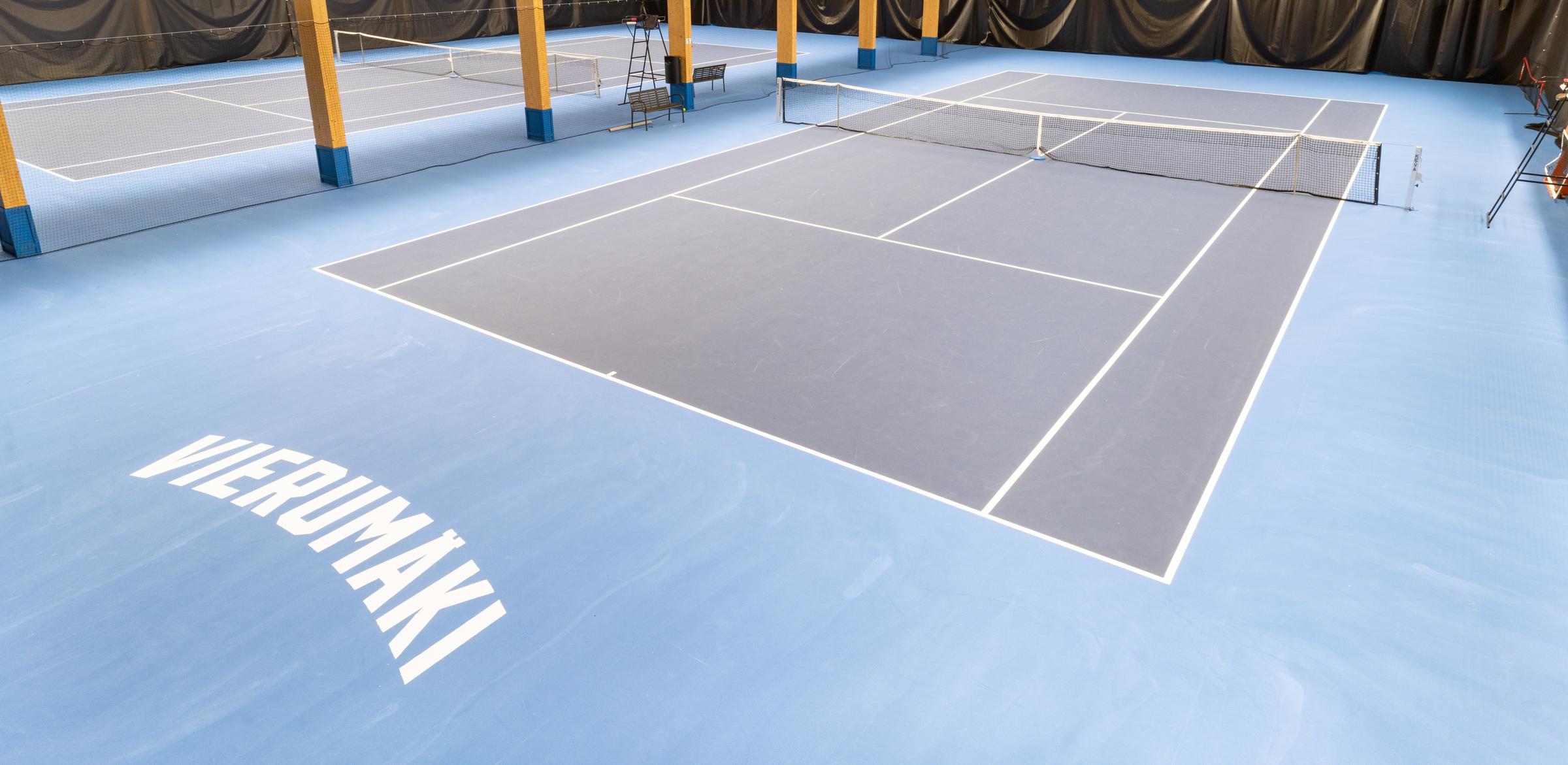 Sisätenniskenttä 9 rajattu