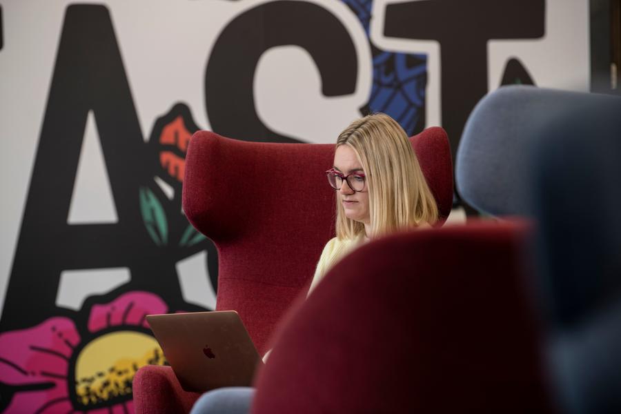 Working on Collaborative Platforms image